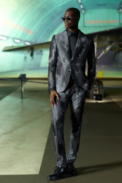 Look 28